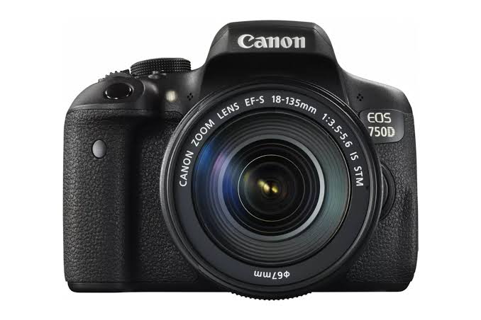 Canon EOS 750D