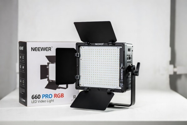 LED 660 Pro RGB Light