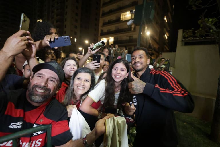 Flamengo encara Mirassol com desfalques e busca diminuir distância para líder