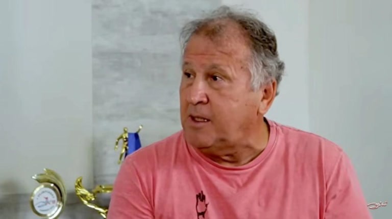 Carlos Alberto de Nóbrega se emociona ao exaltar Zico como deus do Flamengo