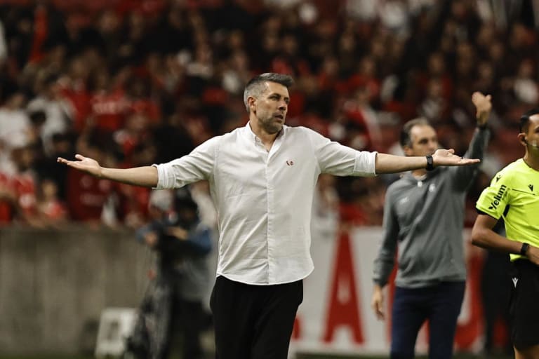 Pezzolano lamenta empate do Inter contra o Remo: "Golpe mais duro"