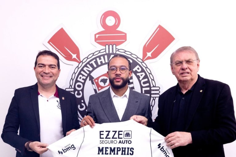 Corinthians renova contrato de Memphis Depay até 2028 após negociação conturbada