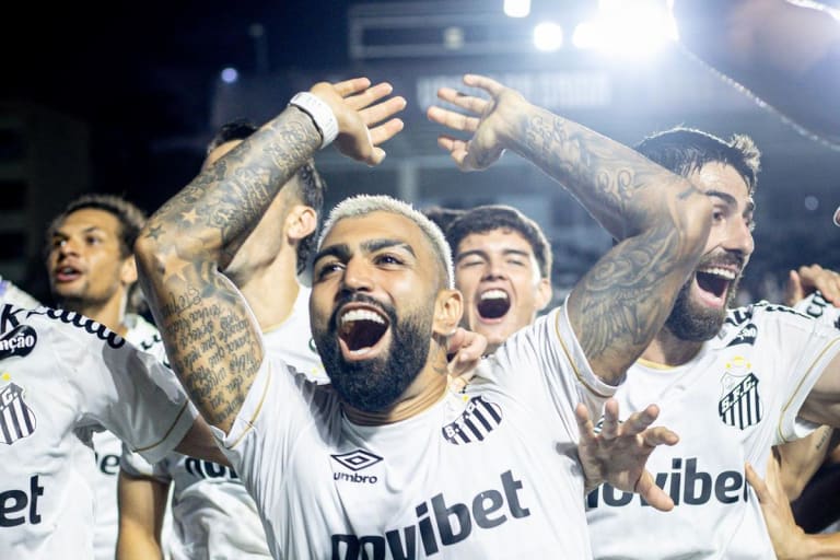 Gabigol iguala lendas e entra para o top 8 da artilharia histórica do Brasileirão