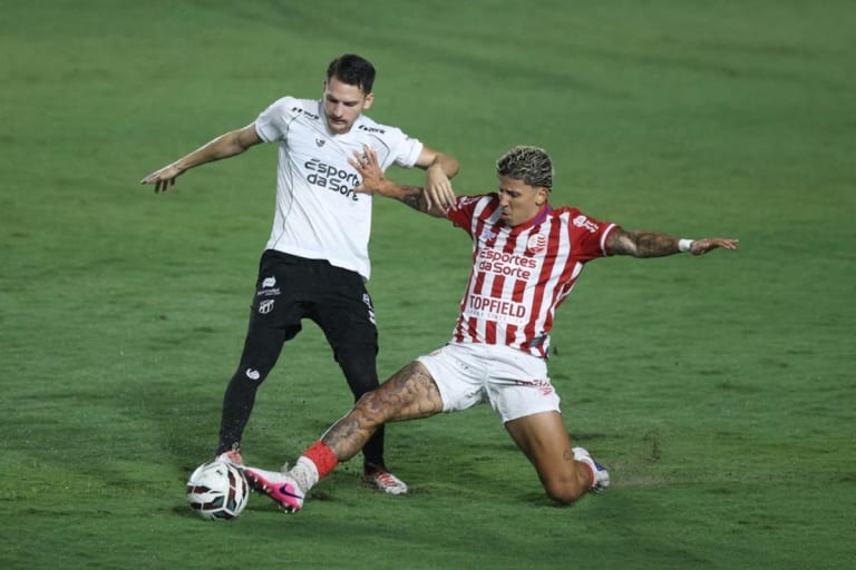 Ceará: Mais uma derrota na Série B e Z-4 volta a assombrar