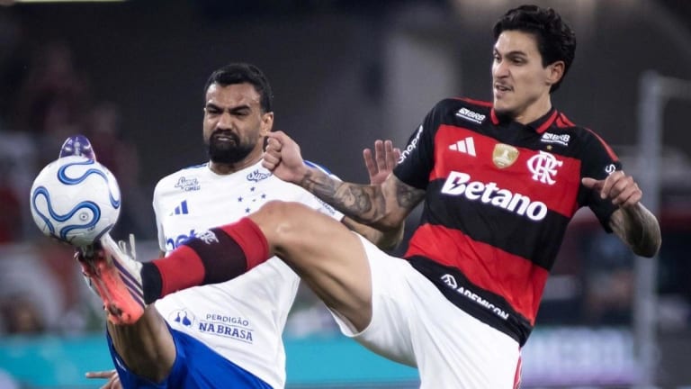 Fabrício Bruno surpreende e declara torcida ao Flamengo na Libertadores