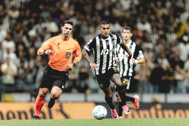 Após Flamengo, Atlético-MG critica arbitragem e cobra equipe isenta na Copa do Brasil