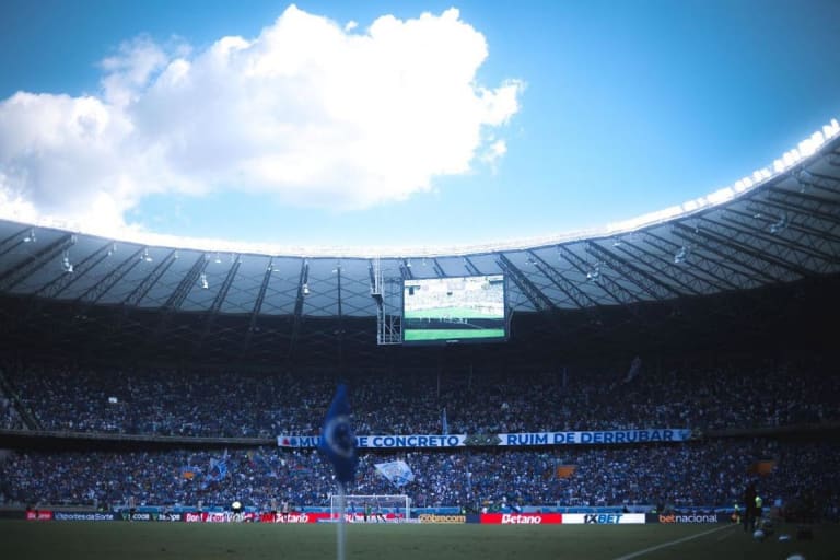 Decreto contra apostas ameaça Cruzeiro no Mineirão, alerta CBF