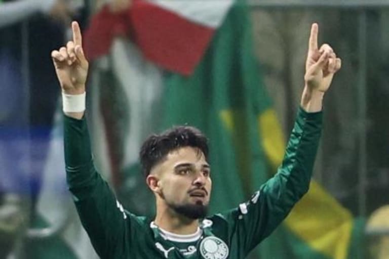 Palmeiras renova com Flaco López até 2030 após rejeitar oferta de €25 milhões