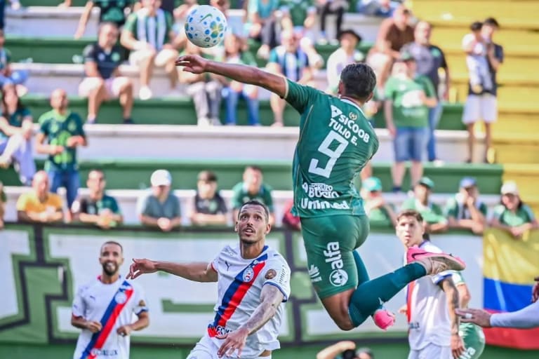 Chapecoense: Túlio Eduardo, do pedal de 64km aos gols na Série A