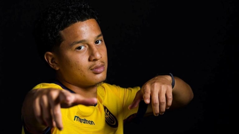 Flamengo negocia por atacante equatoriano promissor do Antwerp