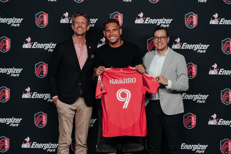 Rafael Navarro vira protagonista da maior transferência entre clubes na história da MLS