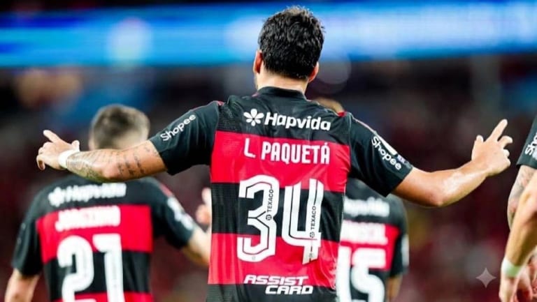 Atuação versátil de Lucas Paquetá contra Mirassol coloca dúvida na escalação de Leonardo Jardim