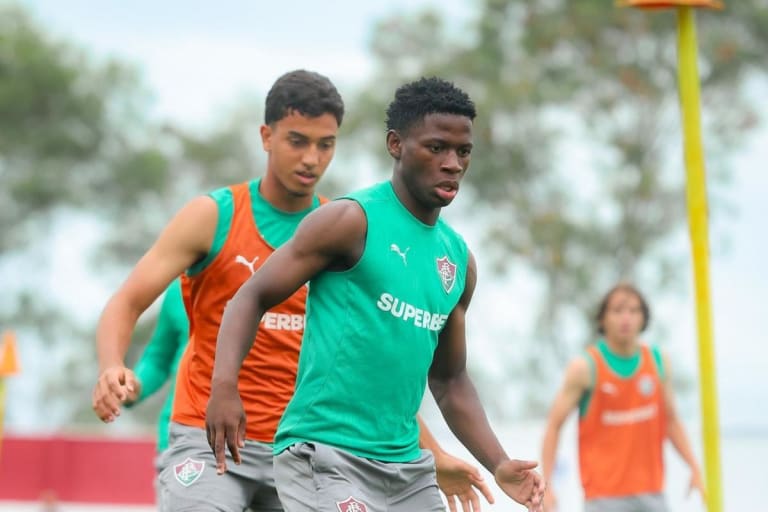 Fluminense inscreve joia sul-africana na Libertadores em vaga deixada por filho de Felipe Melo