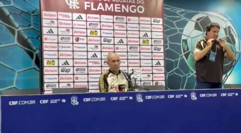 Jardim elogia torcida e analisa campo em vitória do Flamengo no Mangueirão