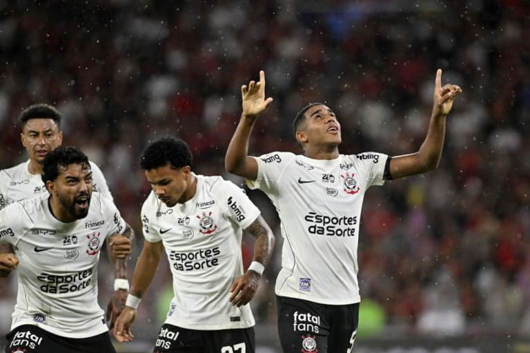 Corinthians: Alerta no Brasileirão, mas foco total na Libertadores
