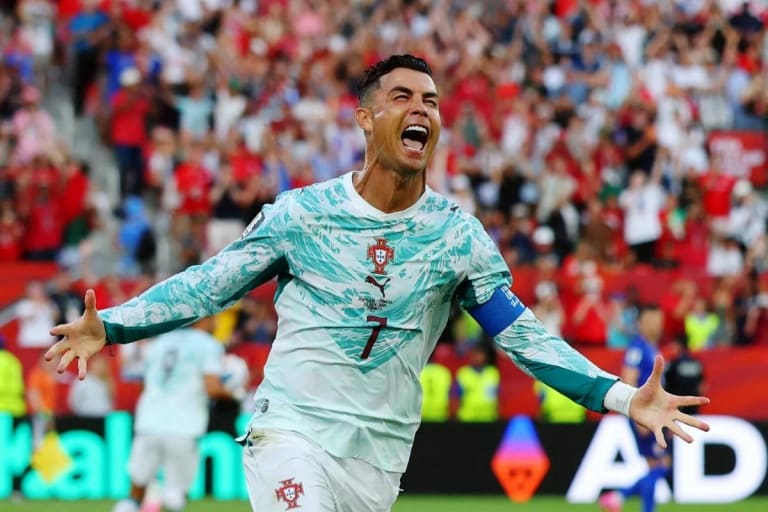 Jorge Jesus mantém Cristiano Ronaldo em sua primeira convocação na seleção de Portugal