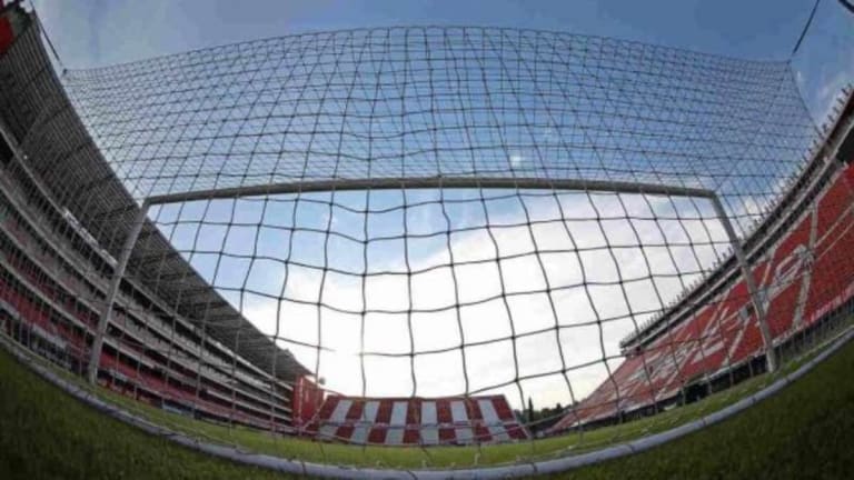 Libertadores: Flamengo e Estudiantes debatem mando em La Plata