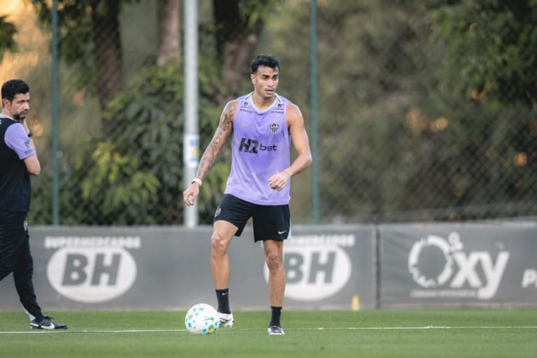 Reinier, Scarpa e Borbas desfalcam Atlético-MG contra Chapecoense no Brasileiro