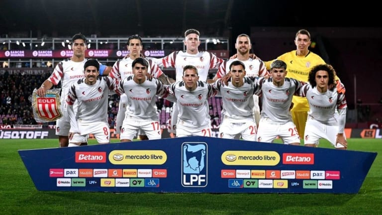 De olho no Flamengo: Estudiantes perde para Lanús e poupa jogadores para a Libertadores