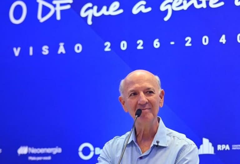 Relator do TSE mantém Arruda inelegível para disputar governo