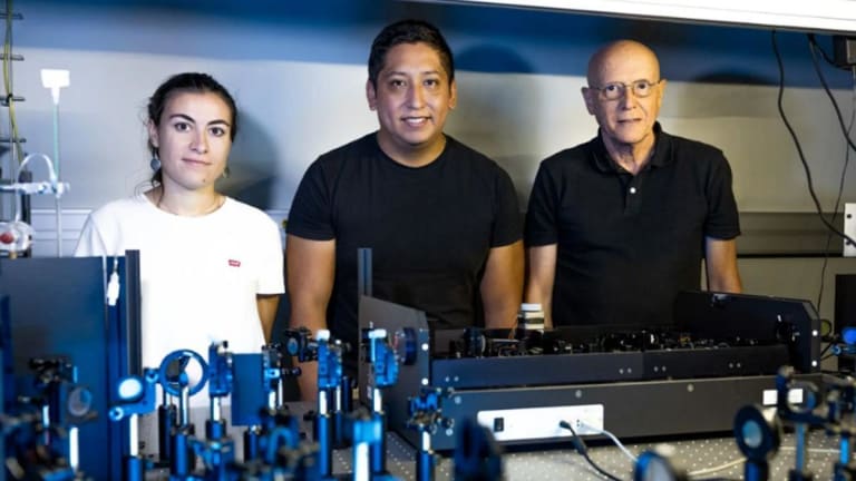 Cientistas do ICFO usam prata para elevar eficiência teórica em células solares