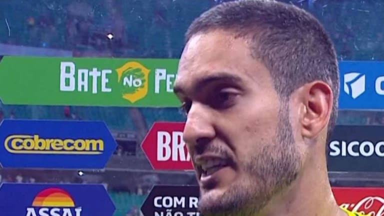 Goleiro Ronaldo pede desculpas à torcida após pior jogo do Bahia contra o Flamengo