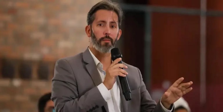 TRE-DF determina que Meta remova avisos de conteúdo sensível em apoio a Leandro Grass