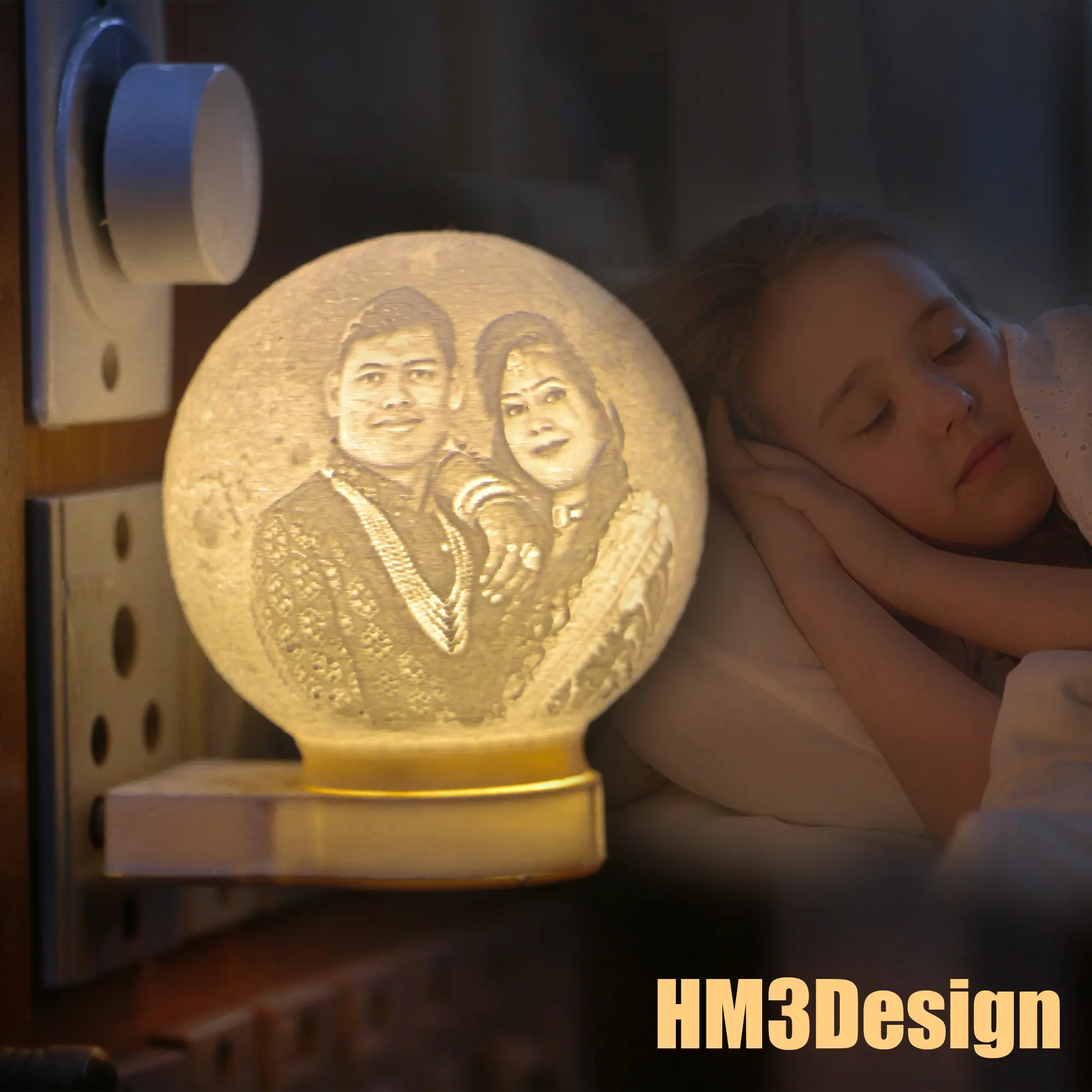 Moon Lamp Image one