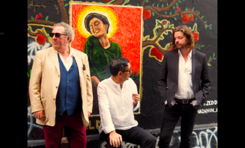 AMERIGOS y Robles with FABIO ROBLES Picture