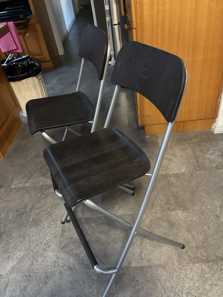 Bar stools sturdy black and silver x two - Good condition - Carnegie, Melbourne - Additional photo 2 | Zirkly