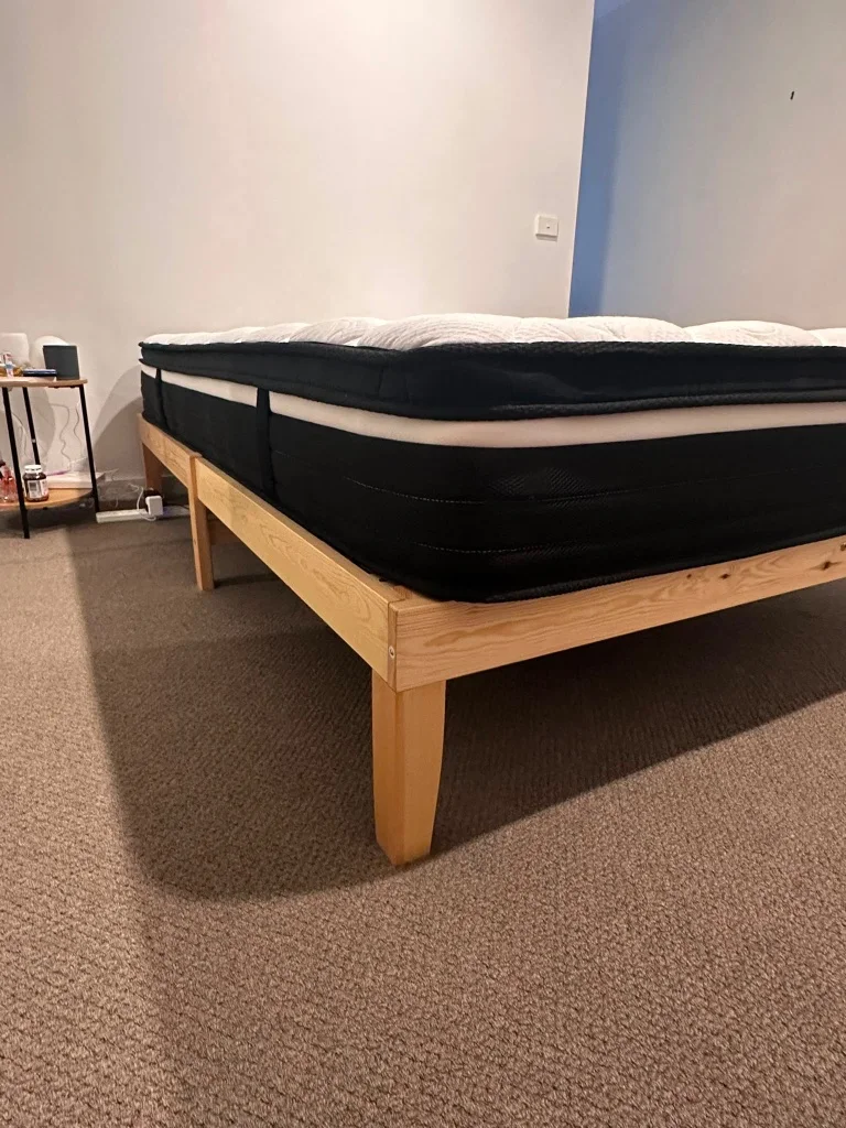Queen bed & Mattress - Good condition - St Kilda, Melbourne | Zirkly
