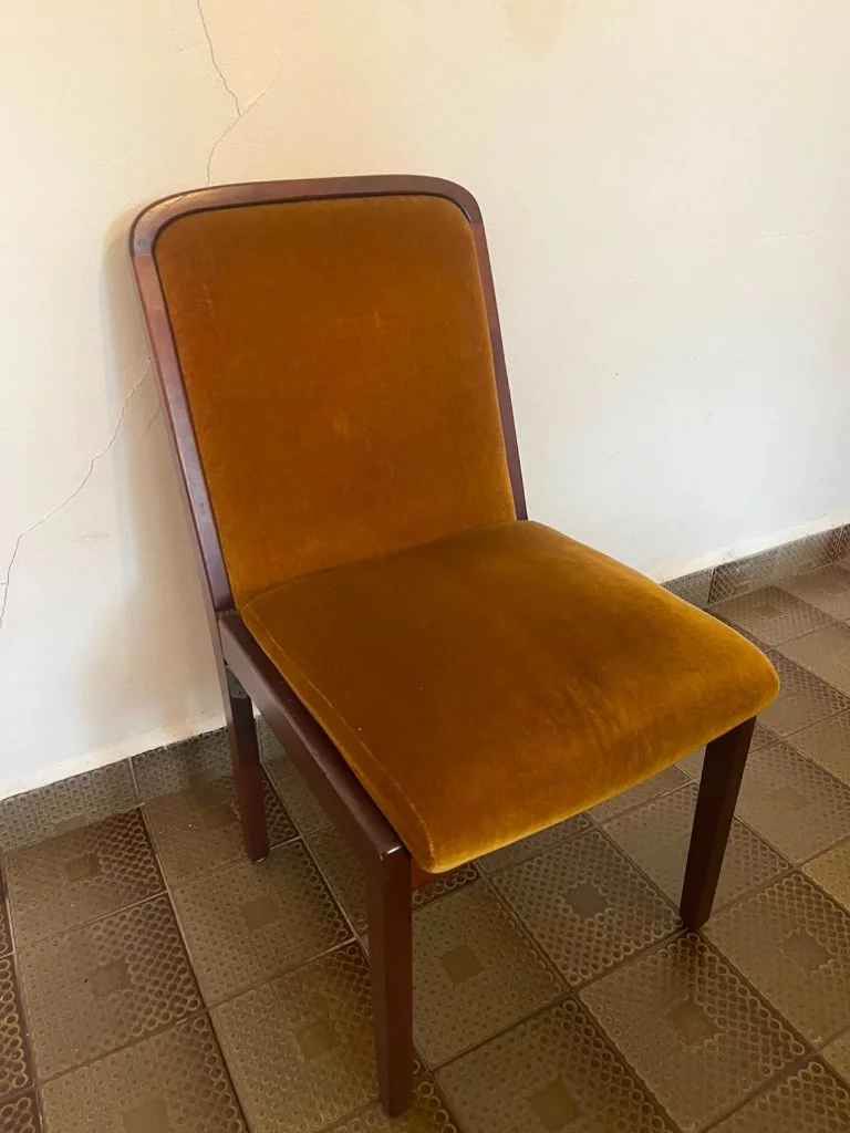 Beautiful table with set of 6 chairs - Good condition - Fitzroy North, Melbourne - Additional photo 3 | Zirkly