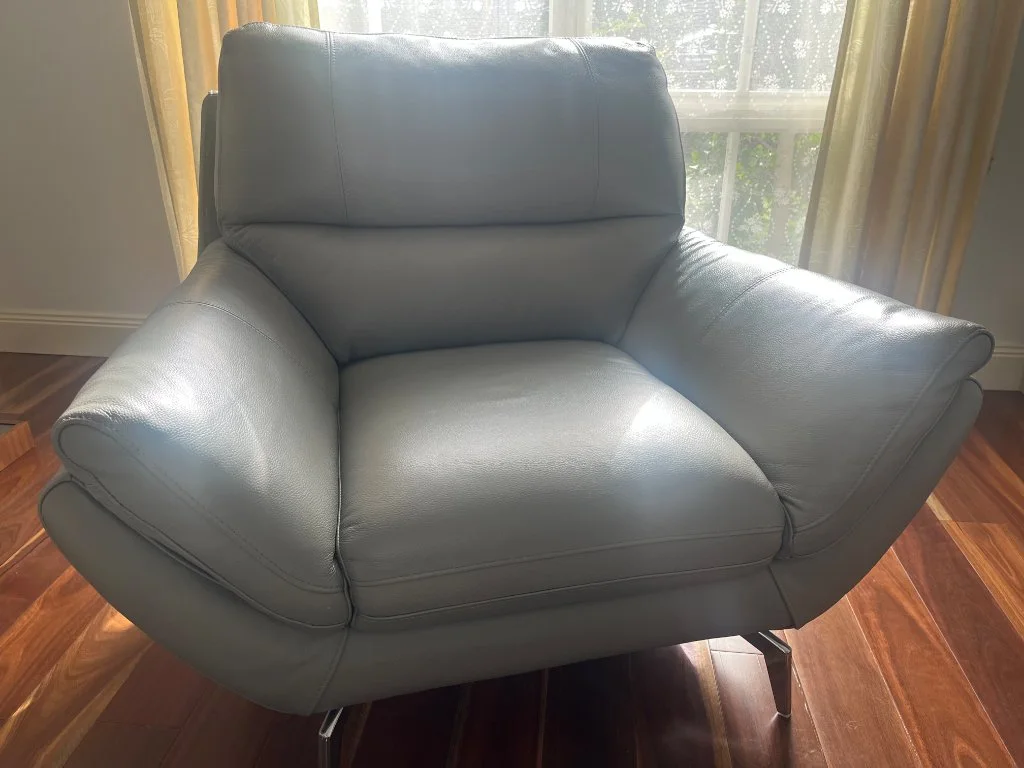 Hamlett Genuine Leather armchair - Excellent condition - Mint condition - Surrey Hills, Melbourne | Zirkly