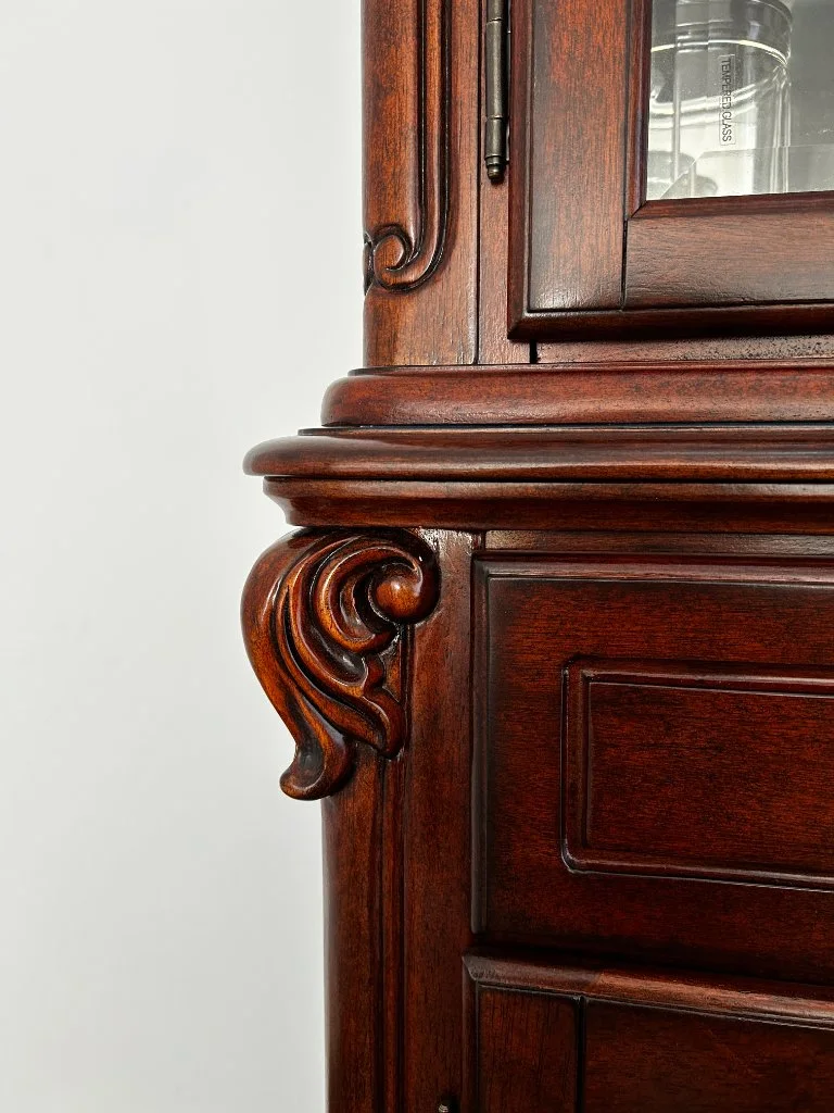 Elegant Solid Wood Wine & Display Cabinet – French Provincial - Good condition - Surrey Hills, Melbourne - Additional photo 2 | Zirkly
