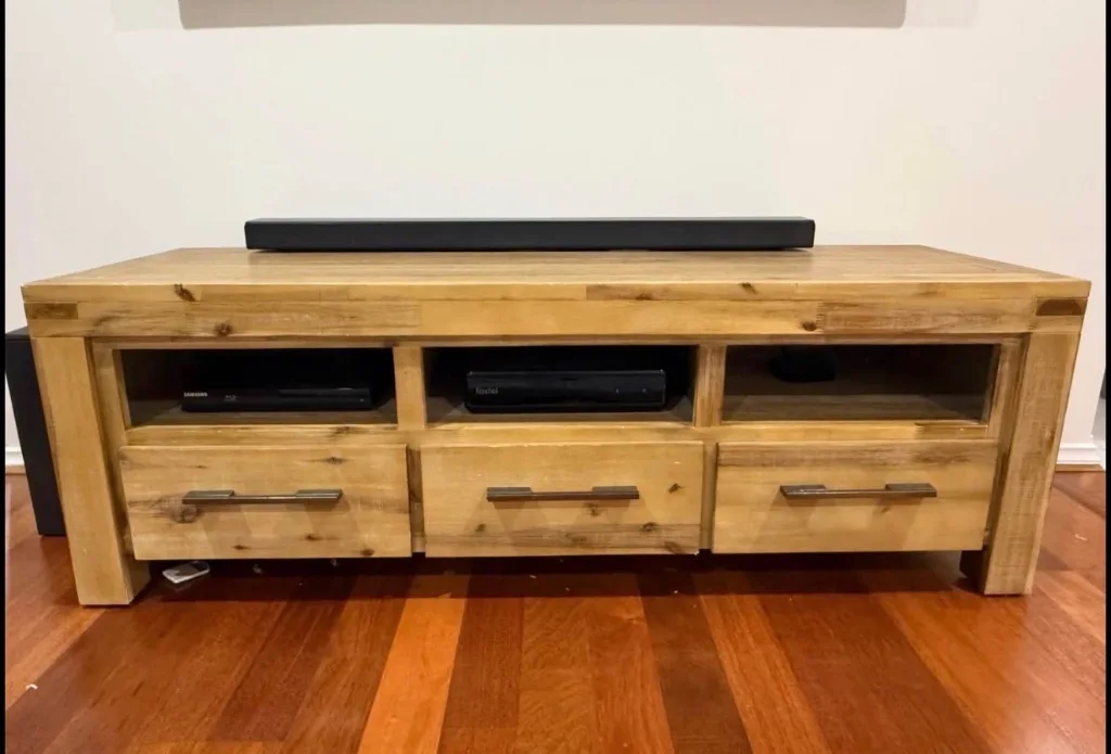 Furniture - Mint condition - Ringwood, Melbourne - Additional photo 3 | Zirkly