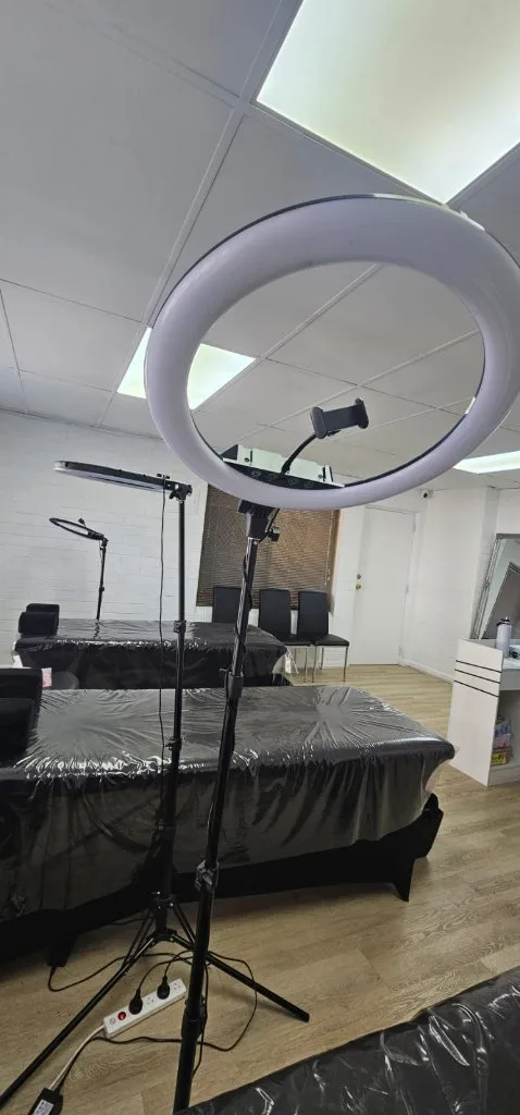 Bed Treatment For Beauty Salon - Good condition - Perth - Additional photo 3 | Zirkly