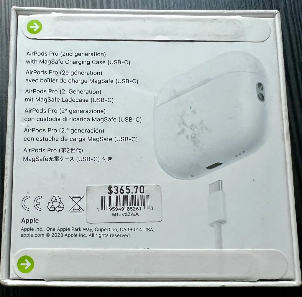 Apple airpod Gen2 - New condition - Docklands, Melbourne - Additional photo 2 | Zirkly