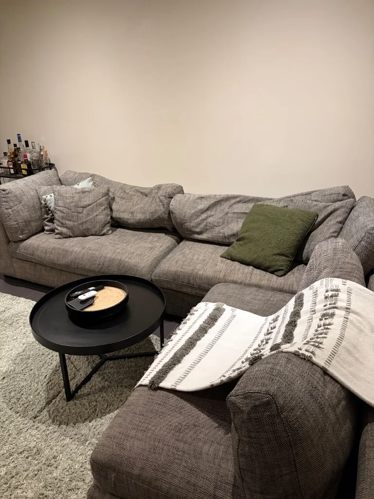 Freedom L shaped couch - Worn condition - Fitzroy North, Melbourne - Additional photo 2 | Zirkly