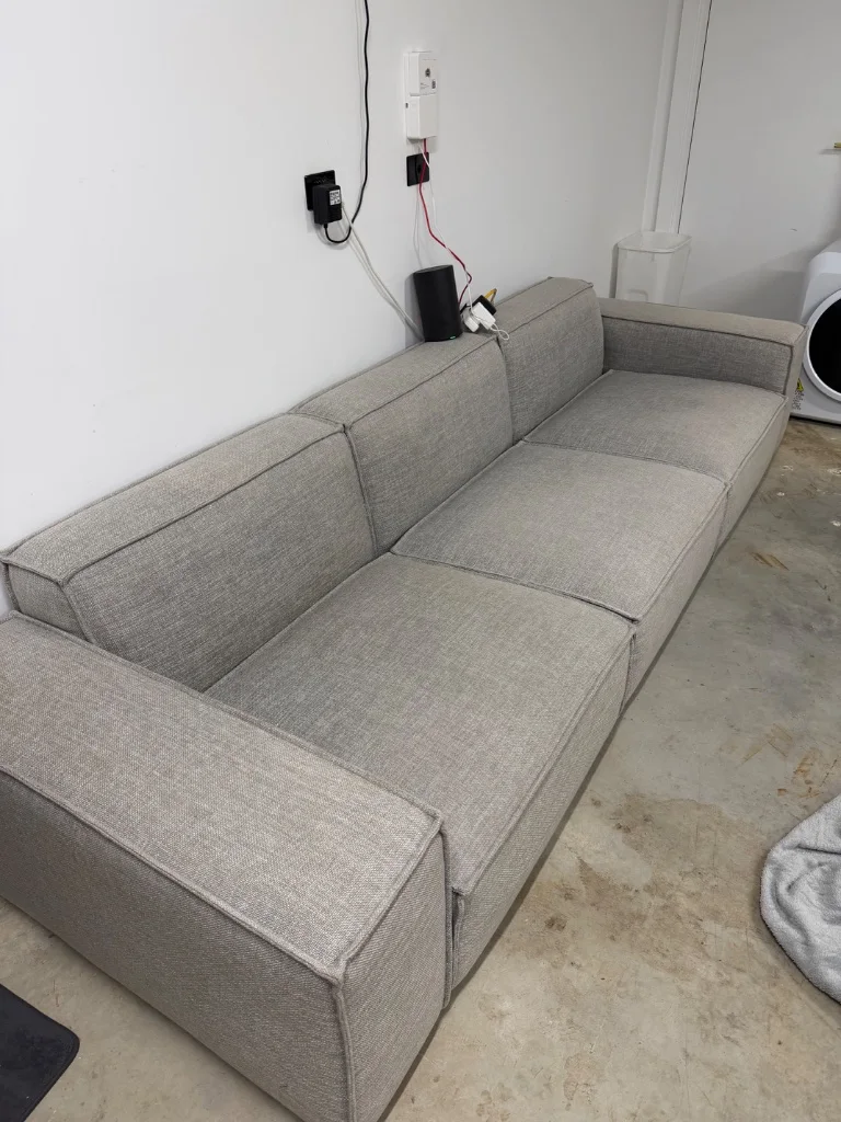 Light grey modular fabric sofa - Mint condition - Airport West, Melbourne - Additional photo 3 | Zirkly