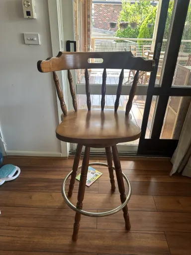 Traditional Wooden Bar Stool with Backrest - Good condition - Endeavour Hills, 3802