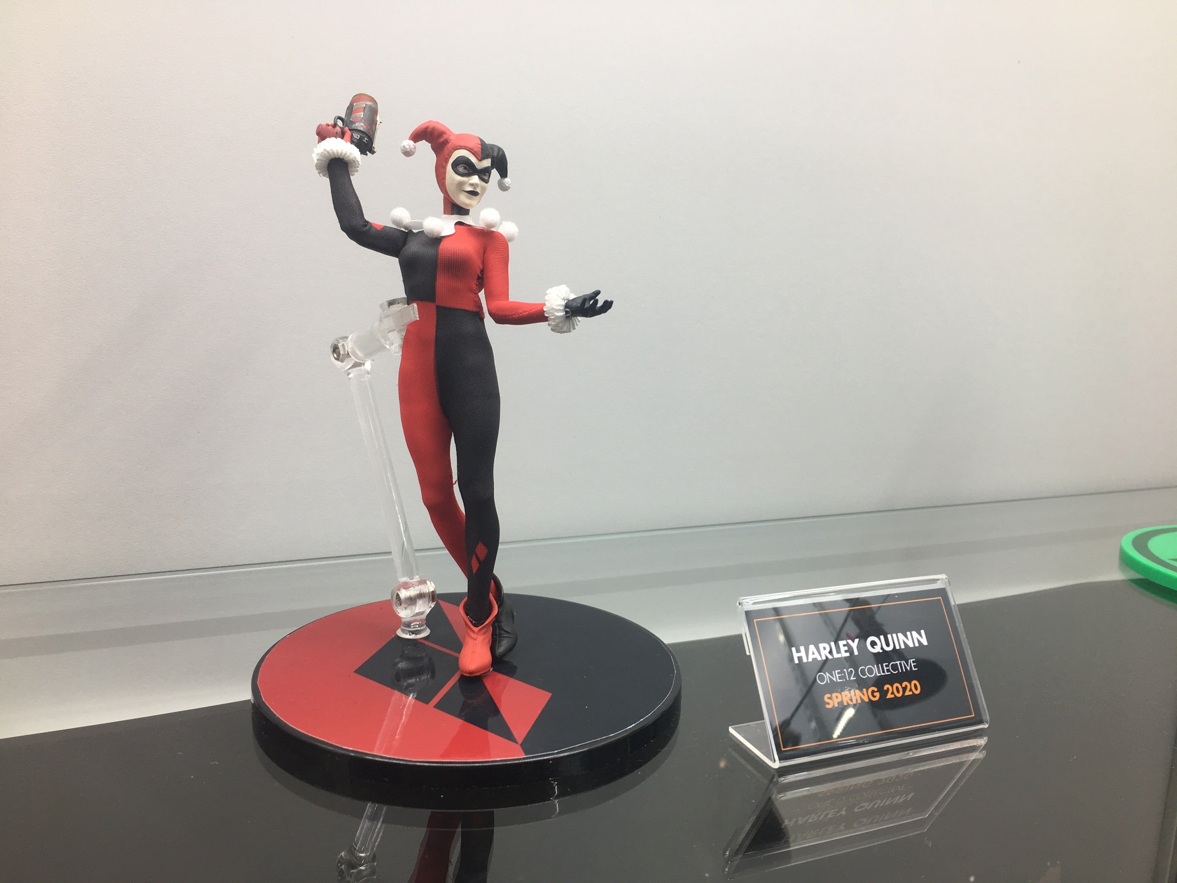 mezco harley quinn 2019