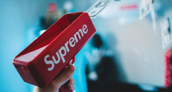 How to Implement Digital Psychology Into Your Marketing: Scarcity, Social Proof, and Triggers