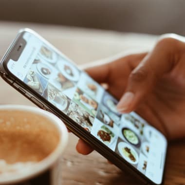 How To Use Instagram Stories for Business: Tips To Boost Conversion