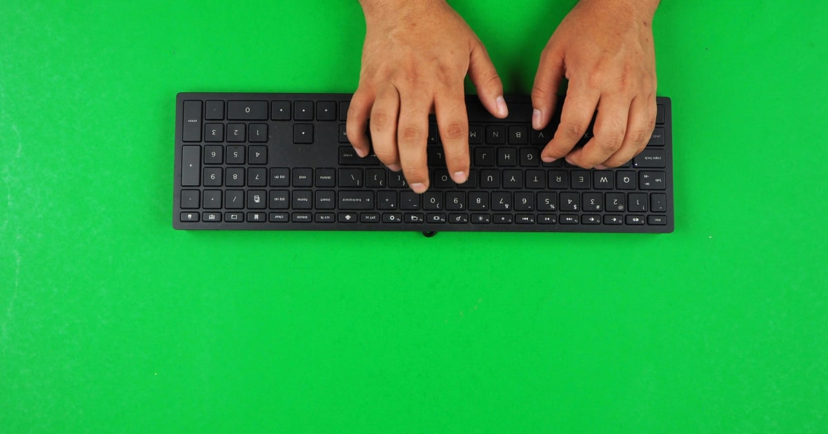 Touch Typing Hunt and Peck Typing: Which Method Works Best for You?
