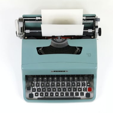 7 Landing Page Copywriting Tips For More Conversions