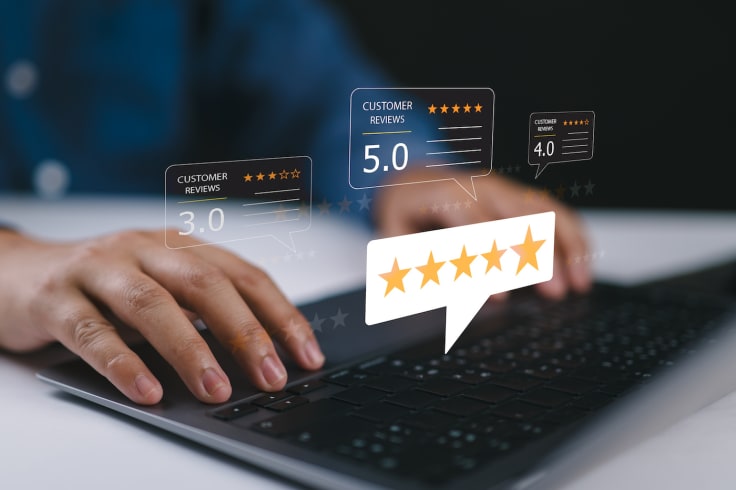 Online customer satisfaction Survey service concept, client rate service from experience in application,Consumer give five-Stars and feedback review for quality, Business reputation ranking from buyer