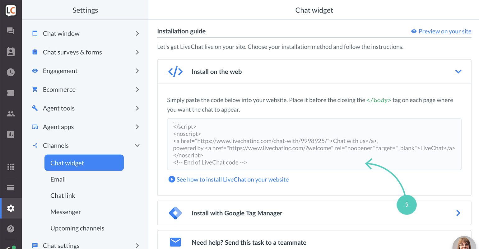 Ucraft integration with LiveChat: Copy LiveChat installation code