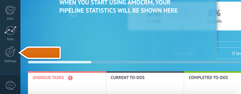 amoCRM: grow your contacts list