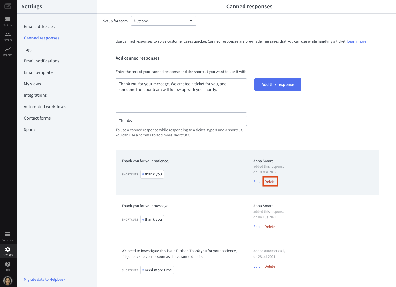 Deleting a canned respaDeleting a canned response in HelpDesk.onse