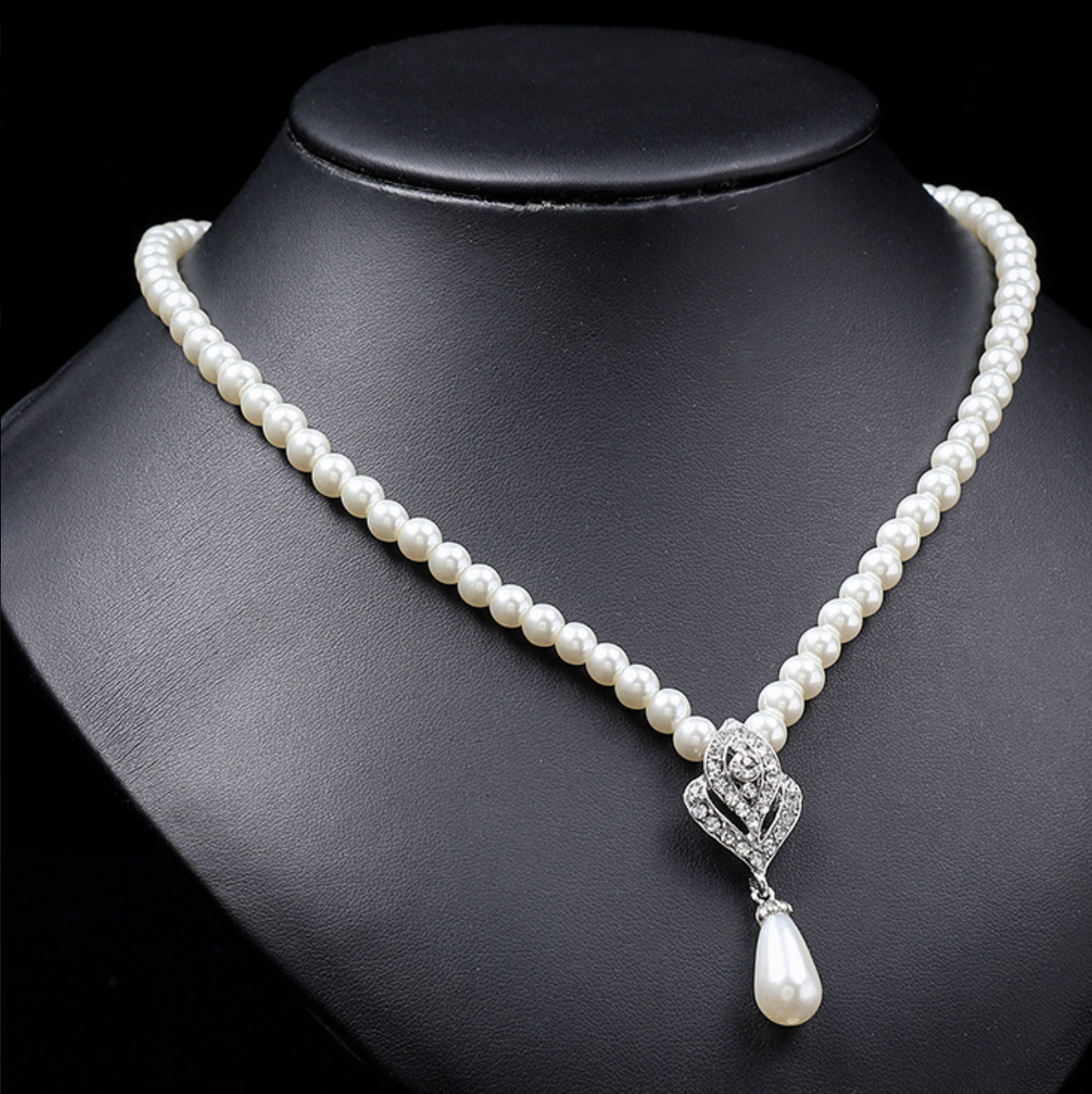 Biserni set 